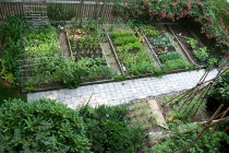 planning-a-garden-51